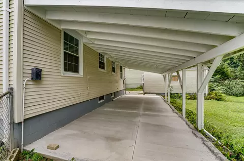 1327 Crestview Dr, Springfield, OH 45504 photo 27