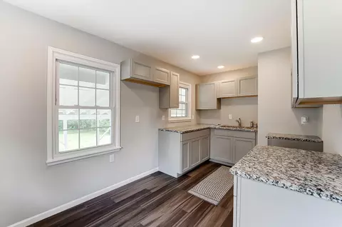 1327 Crestview Dr, Springfield, OH 45504 photo 7
