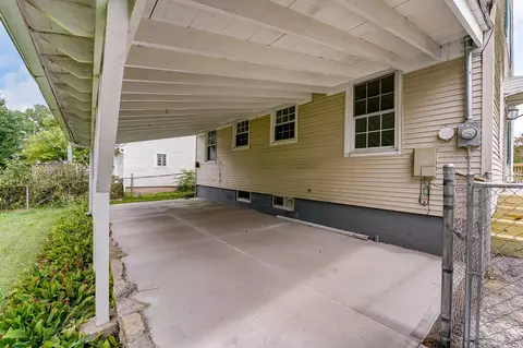 1327 Crestview Dr, Springfield, OH 45504 photo 25