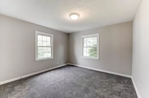 1327 Crestview Dr, Springfield, OH 45504 photo 19