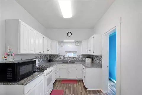 424 N Race St, Springfield, OH 45504 photo 11