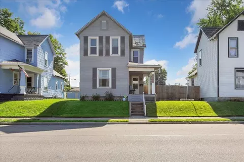 424 N Race St, Springfield, OH 45504