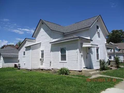 602 S Walnut St, Troy, OH 45373