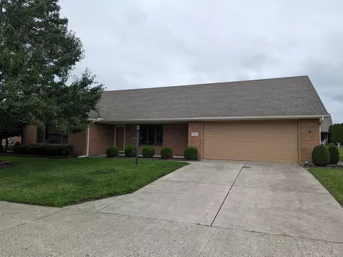 1780 Fox Ridge Dr, Springfield, OH 45503