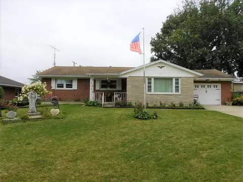 407 E Lyndhurst St, Sidney, OH 45365