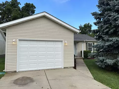 220 Parkway #7, Urbana, OH 43078