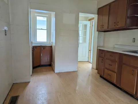 2481 Hilltop Ave, Springfield, OH 45503 photo 8