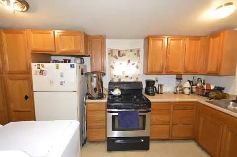1602 S Limestone St, Springfield, OH 45505 photo 6