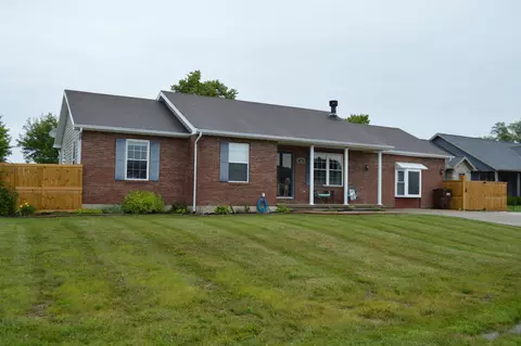 114 Dublin Ln, Saint Paris, OH 43072