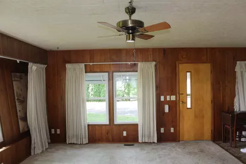 204 E Market St, Mendon, OH 45862 photo 9