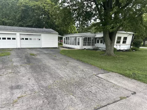 204 E Market St, Mendon, OH 45862