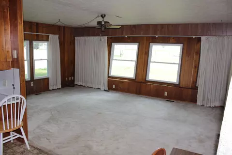 204 E Market St, Mendon, OH 45862 photo 7