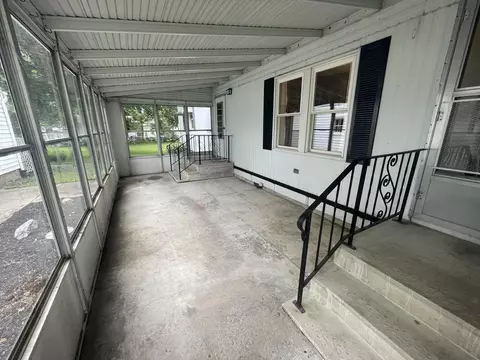 204 E Market St, Mendon, OH 45862 photo 5