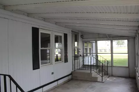 204 E Market St, Mendon, OH 45862 photo 6
