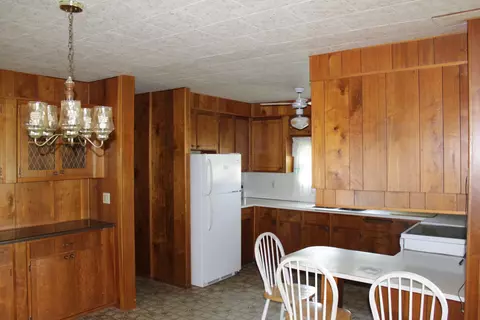 204 E Market St, Mendon, OH 45862 photo 13