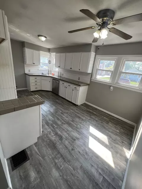 420 Lawnview Ave, Springfield, OH 45505 photo 8