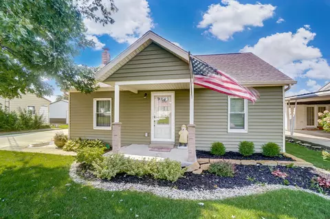 213 Mulberry St, Waynesfield, OH 45896