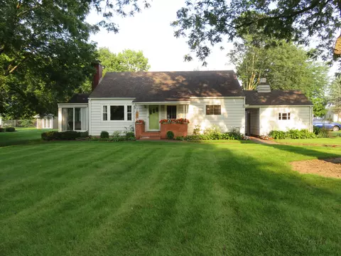 707 E Lawn Ave, Urbana, OH 43078