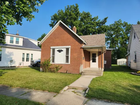 728 W North St, Saint Marys, OH 45885
