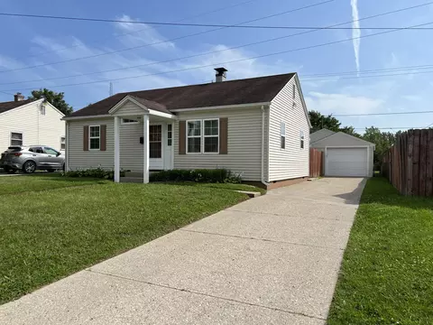2637 Morton Dr, Springfield, OH 45505