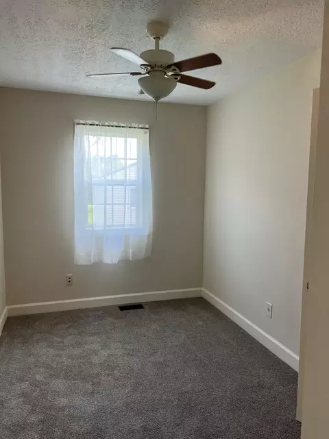 2637 Morton Dr, Springfield, OH 45505 photo 6