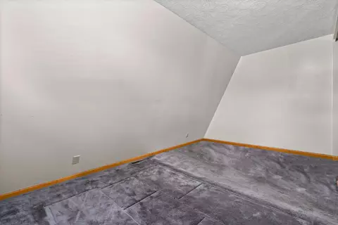Bedroom - 4680 Mumper Rd, Springfield, OH 45502 photo 5 of 5