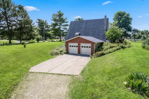 Exterior - 4680 Mumper Rd, Springfield, OH 45502 photo 4 of 12