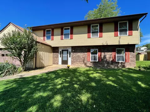 512 Wenlan Ct, Beavercreek, OH 45430