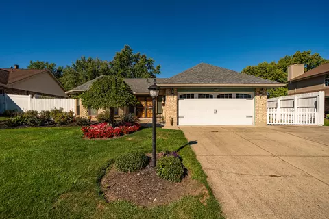 6061 Jennagate Ln, Huber Heights, OH 45424