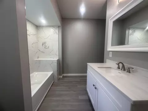 1126 W High St, Springfield, OH 45506 photo 8