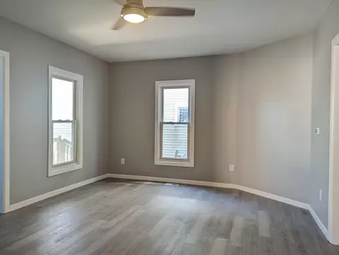 1126 W High St, Springfield, OH 45506 photo 5