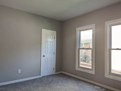 1126 W High St, Springfield, OH 45506 photo 12