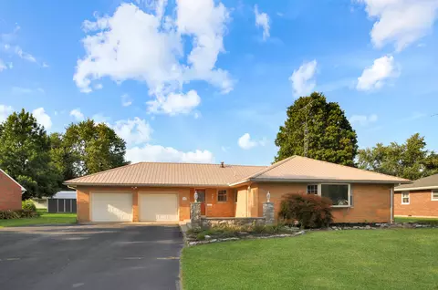 11 Woodside Dr, Arcanum, OH 45304