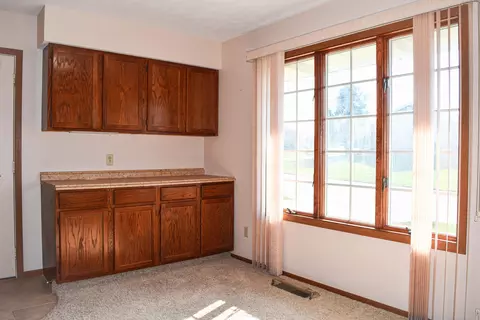 3076 E Brixton Dr, Springfield, OH 45503 photo 8
