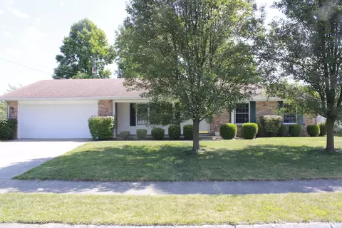 3026 Malibu Dr, Springfield, OH 45503