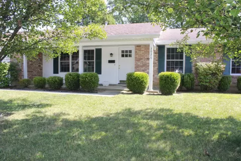 3026 Malibu Dr, Springfield, OH 45503 photo 2