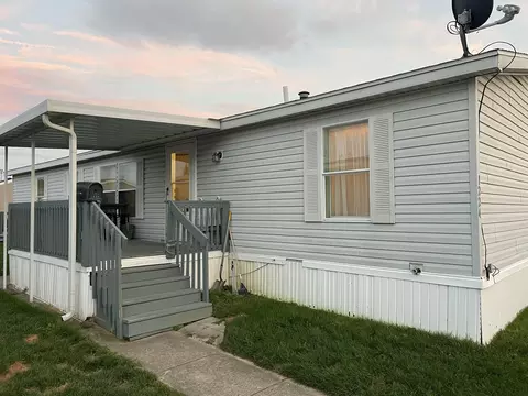 1224 Cinnamon Ridge Ln, Sidney, OH 45365