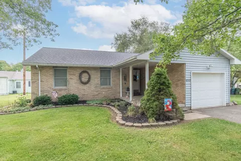 653 Mires Ln, Sidney, OH 45365