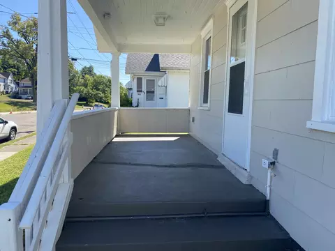 209 Seever St, Springfield, OH 45506 photo 3