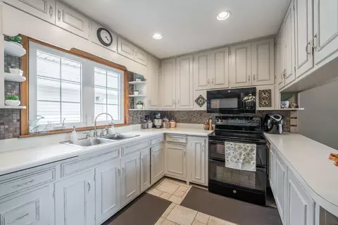 420 E State St, Botkins, OH 45306 photo 12