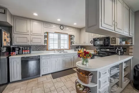 420 E State St, Botkins, OH 45306 photo 11
