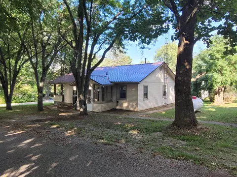 4063 Barbee St, Saint Paris, OH 43072