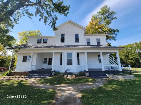 2589 N Hampton Rd, Springfield, OH 45502