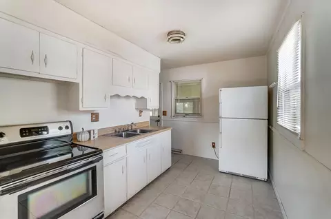 2502 Dellwood Dr, Springfield, OH 45505 photo 10