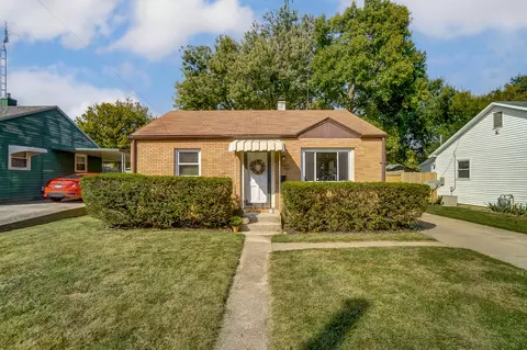 2502 Dellwood Dr, Springfield, OH 45505 photo 3