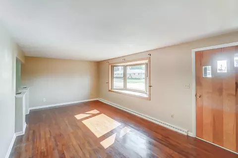 4739 Ashley Dr, Springfield, OH 45503 photo 3