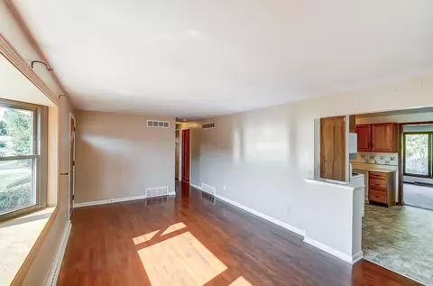 4739 Ashley Dr, Springfield, OH 45503 photo 5
