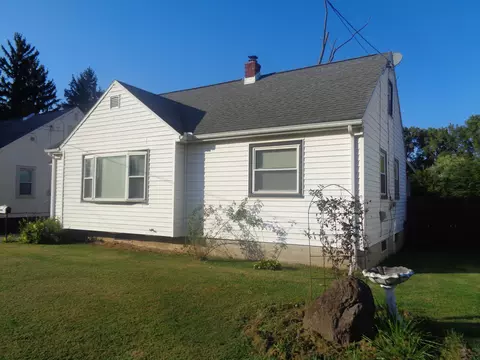 2434 Kenton St, Springfield, OH 45505 photo 2