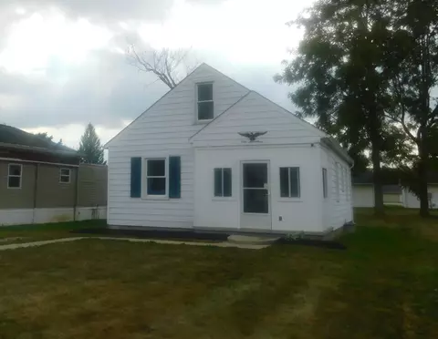 117 S Wagner Ave, Wapakoneta, OH 45895