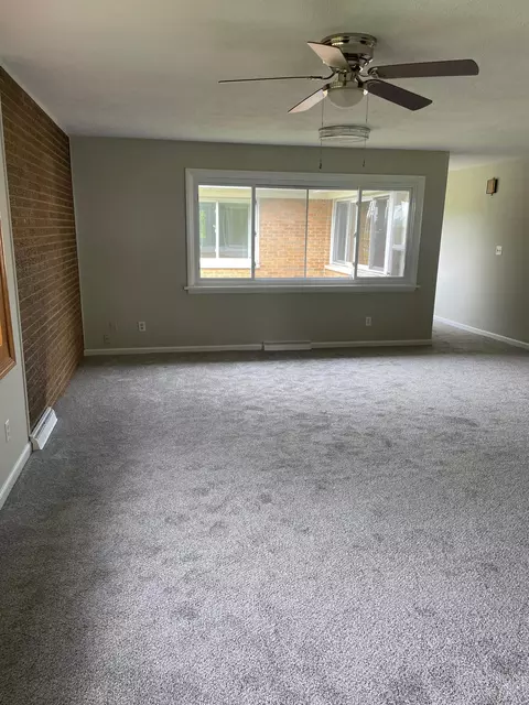 5260 Springfield Jamestown Rd, Springfield, OH 45502 photo 3